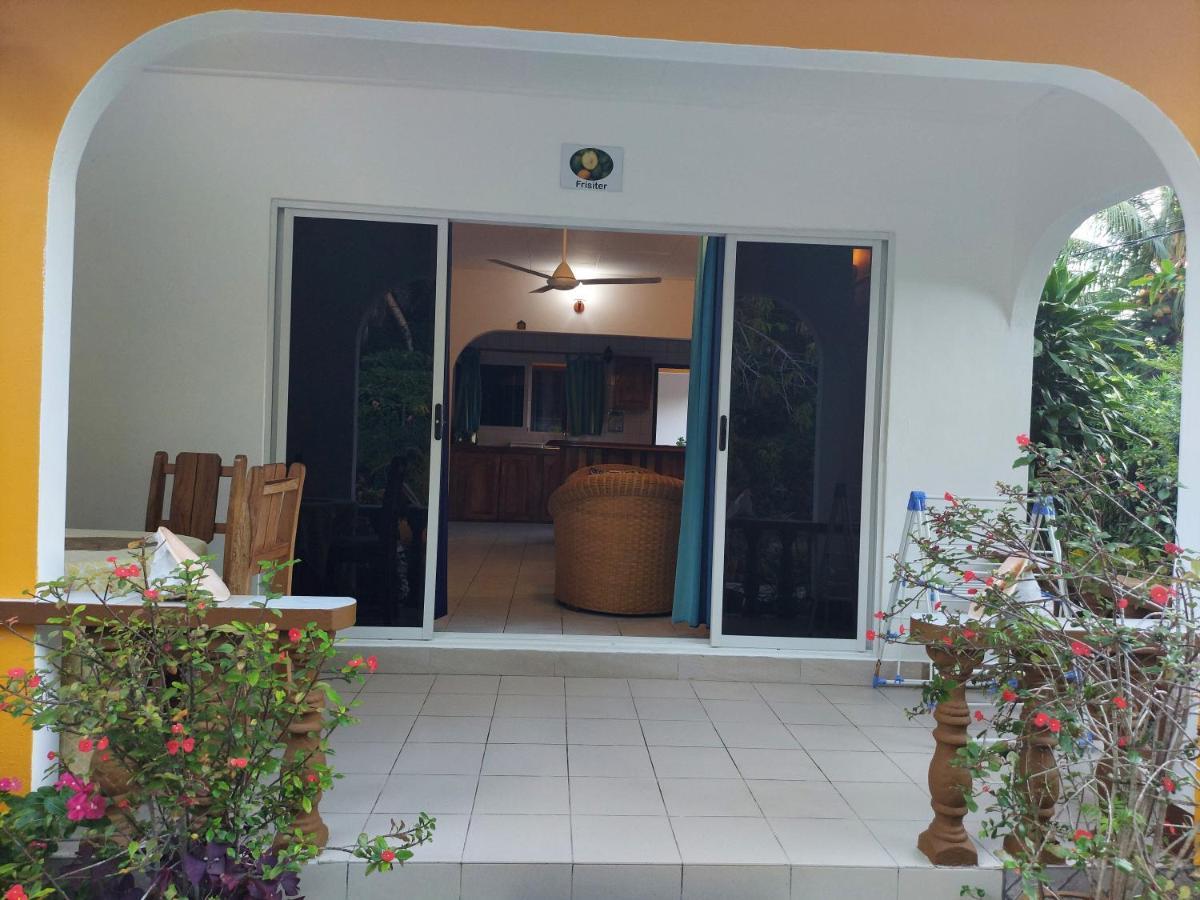 Chez Mera Self Catering La Digue Exterior photo