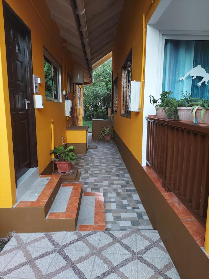 Chez Mera Self Catering La Digue Exterior photo